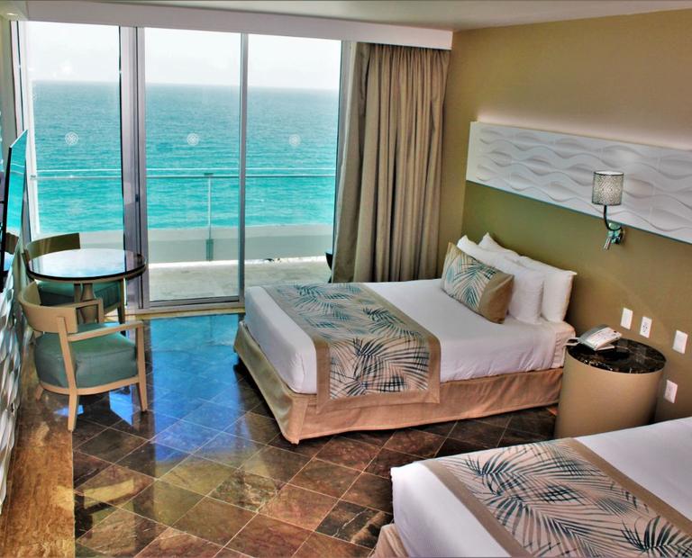 Superior ocean front Krystal Grand® Cancún All Inclusive Hotel Superior ocean front Krystal Grand® Cancún All Inclusive Hotel