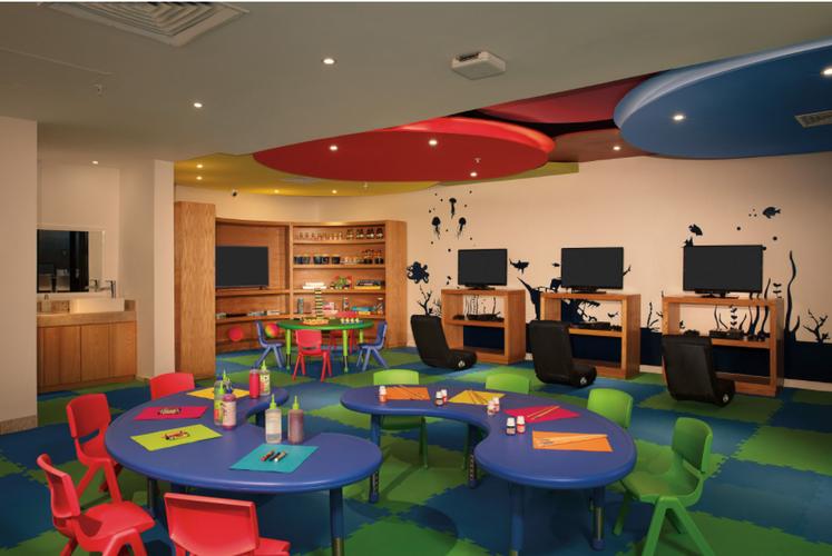 Playground Krystal Grand® Cancún All Inclusive Hotel Playground Krystal Grand® Cancún All Inclusive Hotel