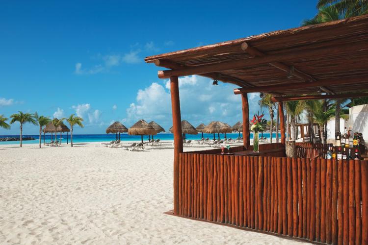 Beach Krystal Grand® Cancún All Inclusive Hotel Beach Krystal Grand® Cancún All Inclusive Hotel
