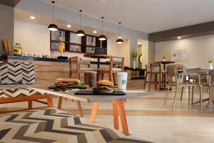 Cafetería Hotel Krystal Urban Monterrey San Jeronimo Cafetería Hotel Krystal Urban Monterrey San Jeronimo