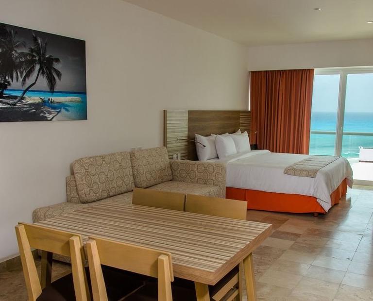 Estudio familiar Hotel Krystal Cancún Estudio familiar Hotel Krystal Cancún