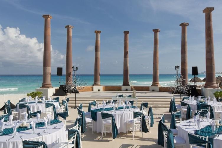 Siete columnas Hotel Krystal Cancún Siete columnas Hotel Krystal Cancún