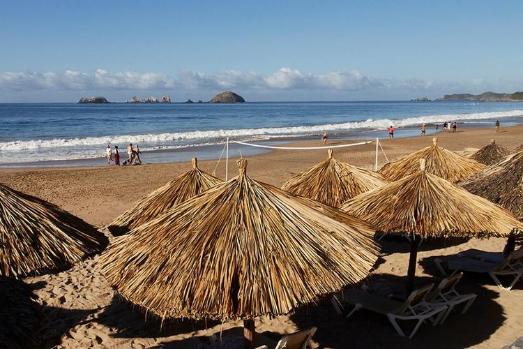 Playa Hotel Krystal® Ixtapa Playa Hotel Krystal® Ixtapa