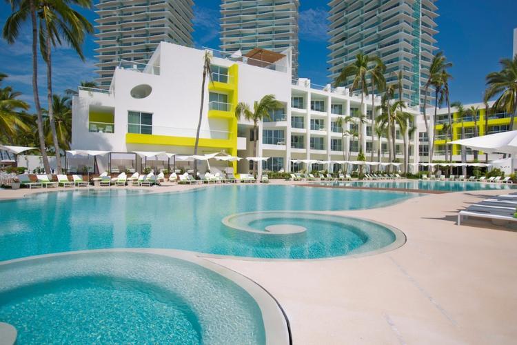 Exteriores Hotel Krystal Grand® Puerto Vallarta Exteriores Hotel Krystal Grand® Puerto Vallarta