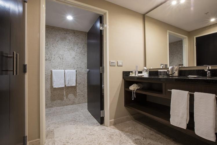 Baño habitación jr suite Hotel Krystal Urban Aeropuerto Ciudad de México Baño habitación jr suite Hotel Krystal Urban Aeropuerto Ciudad de México