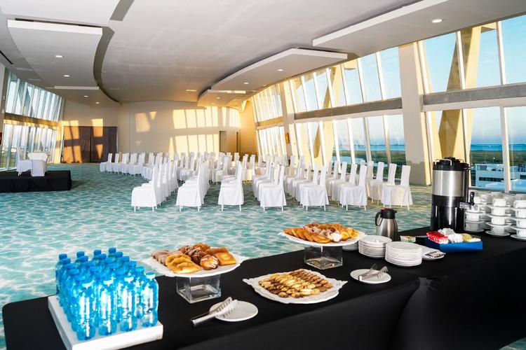 Auditorio Hotel Krystal Urban Cancún & Beach Club Auditorio Hotel Krystal Urban Cancún & Beach Club